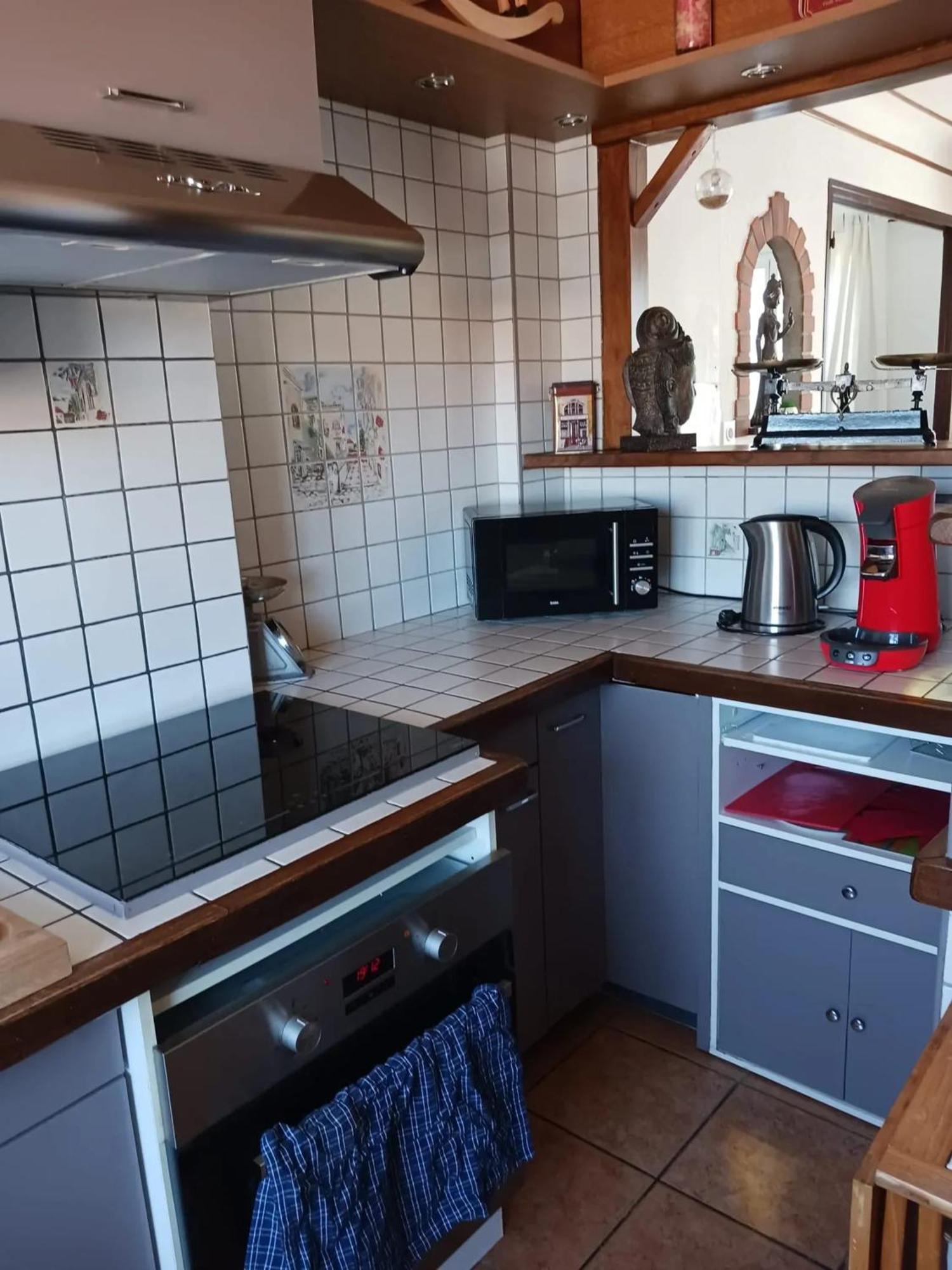 Appartement Moderne A Perpignan Avec Vue Sur La Montagne Esterno foto